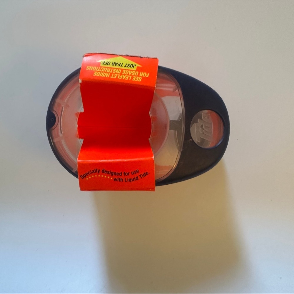 Tide Kick Dispenser Pretreater Laundry Detergent Discontinued Vintage New - Picture 5 of 5